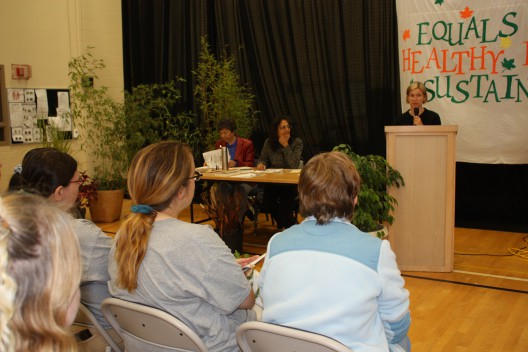 Sarah Clarke, Research Associate, speaks to offenders at WCCW at the conference held in September 2009